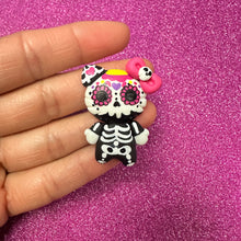 Load image into Gallery viewer, Dia de los muertos Kitty Clay
