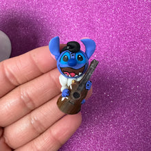 Load image into Gallery viewer, Elvis Blue Alien Clay style M