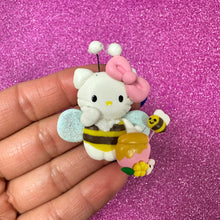 Load image into Gallery viewer, Bubble Bee Kitty Clay