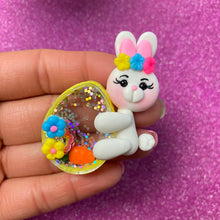Load image into Gallery viewer, Yellow egg Bunny Shaker