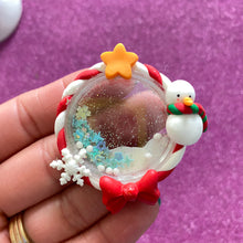 Load image into Gallery viewer, Snowman Shaker Clay
