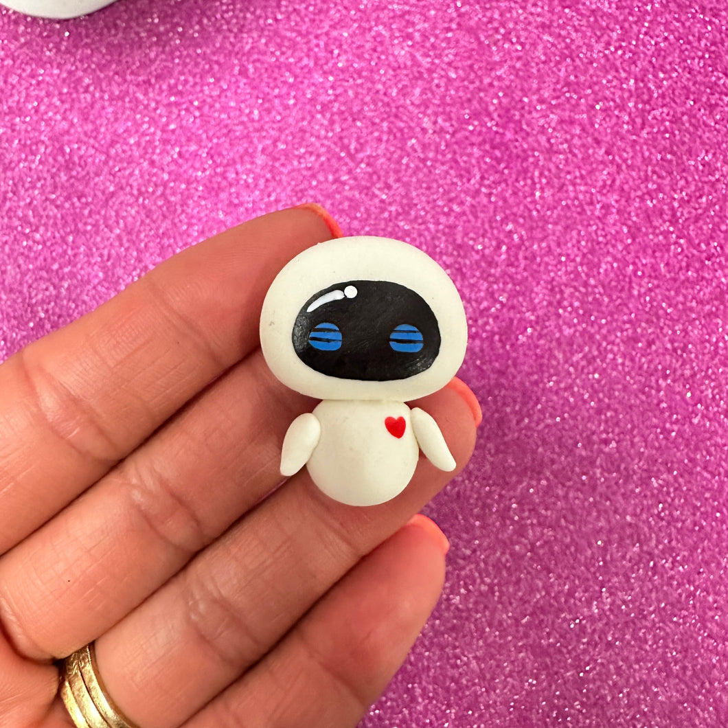 Wall-e movie clay (Choose One)